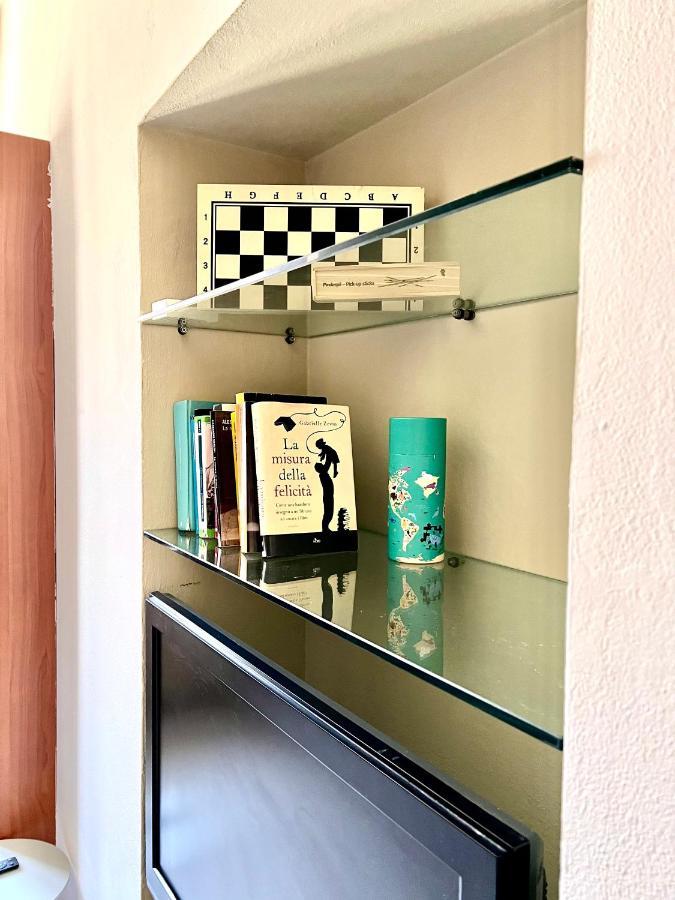 Appartamento In Centro Storico "La Casa Di Cri" 阿斯蒂 外观 照片